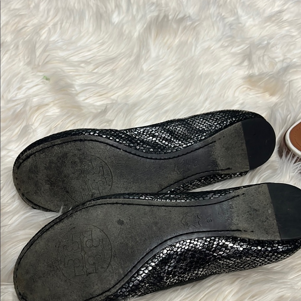 Tory Burch Black Sequin Ballet Flats - Picture 5 of 9